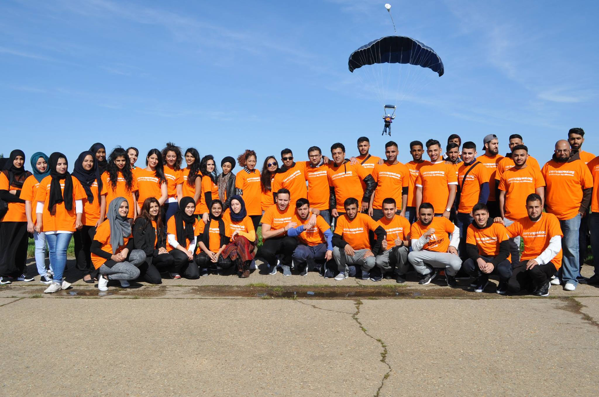 #TeamOrange skydivers